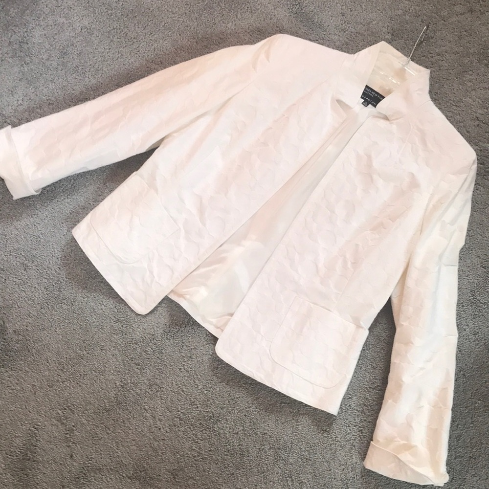 VINTAGE 90s Jones New York white stretch jacket